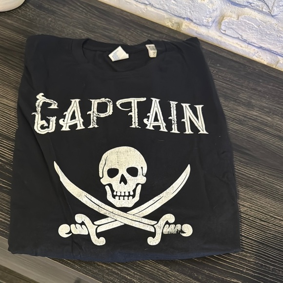 Black Captain Skull T-Shirt men’s - Picture 1 of 4